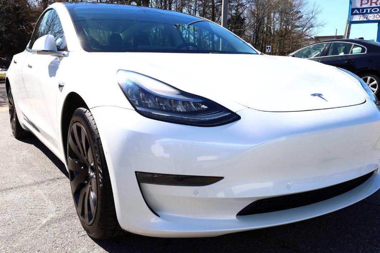 TESLA MODEL 3 2019 5YJ3E1EB9KF418401 image